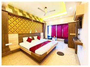Hotel Sairaj - Inn Near Jagannath Temple - Swargadwar Beach - Bangali Market - Parking and Restaurant Facilities - Fully Air Conditioning Hotel - A Top Rated Best Hotel in Puri