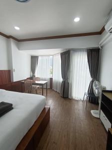 Thiantong condotel Seaview -6