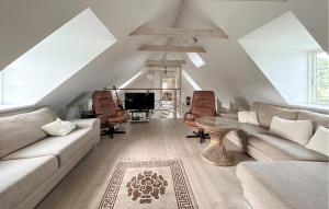 Lovely Home In Samsø With Wifi