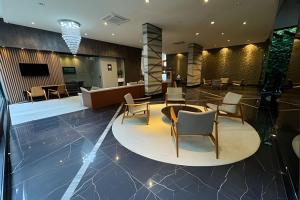 Loft com varanda 100 metros do mar Ponta Verde Ed Time 923