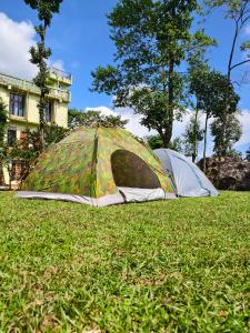 Rib Sweet Treetops Bed and Breakfast Tents 3 pax