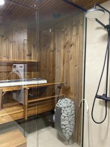 Central and Spacious Apartment for 5 with Sauna