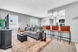 Cozy Brand New Studio 1 Bath, Gym 604