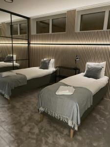 Central and Spacious Apartment for 4 with Sauna