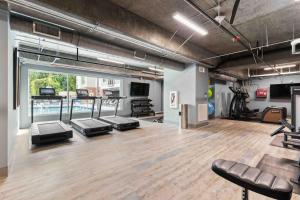 Opulent Living 5 Min From Downtown