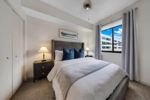 Isla Blue in DTWN 3 Min From Las Olas