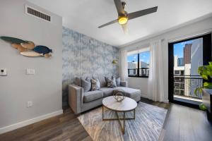 Palm Paradise in DTWN 3 Min From Las Olas