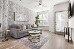 Allure Living 5 Min From Downtown