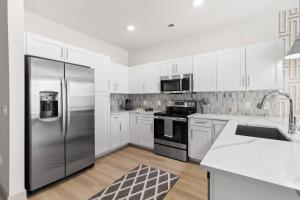 Allure Living 5 Min From Downtown