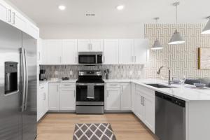 Allure Living 5 Min From Downtown