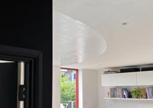 Renovated 1B Studio Apartment w Balcony in Central Brixton