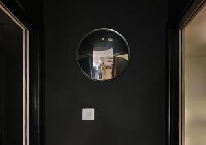 Renovated 1B Studio Apartment w Balcony in Central Brixton