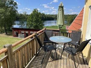 Spacious apartment with lake view only 15 minutes from Vimmerby