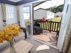 Stag Lodge, Caravan 70