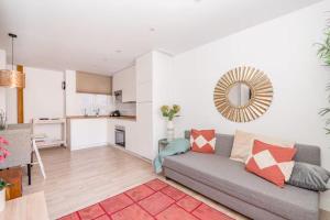 Latido de Chueca Calle Farmacia