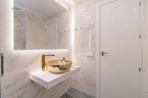 Latido de Chueca Calle Farmacia