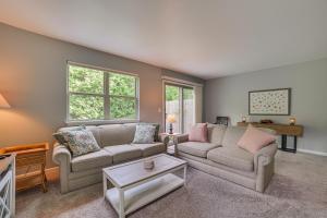 Harbor Springs Winter Retreat about 6 Mi to Skiing!