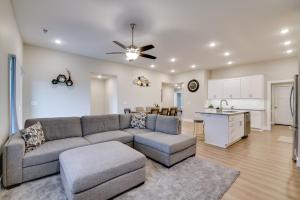 Charming Ozark Abode with Yard and Pool Access