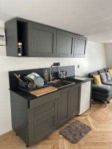 Chic Apartment in Paris Centre Next to Opéra & Louvre