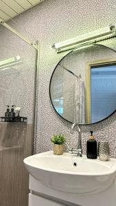 Studio apartment by the sea to enjoy the view and comfort, 27 floor