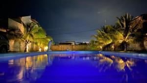 House with a swimming pool, for demanding people