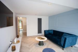 Newly Renovated 3 Bedroom Modern House