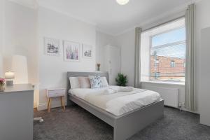 New! 4BR in Durham Road