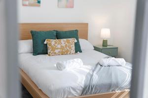 New! 4BR in Durham Road