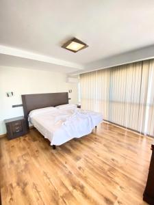 1ª Línea de Levante. Iberia