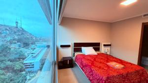 River Front 1, 4 personas, 2 baños, agua caliente, wiffi, smartv, cocina