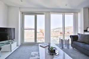 Just Stay Wales – 1 Bed Skyline Apartment, Meridian Tower