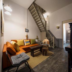 Large BTS 10 min 2King+Twin FastWiFi SelfCheckin