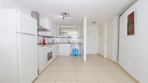 R-417 las terrazas apartment