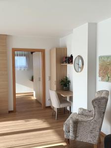 Villa Ehrenburg - Private Apartments