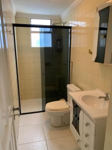 Spacious & Artistic Apartment in Belém