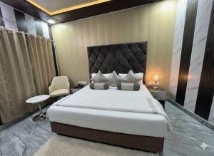 Hotel O by OYO The Family Palace