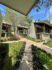 NatureSurf Villas - Private Garden Retreat at Hiriketiya Beach SPA, Surf & Relaxation