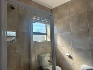 Sandy Shore Escape - Diaz