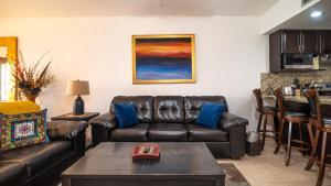Fore Shore Retreat Organized Ocean Front Condo