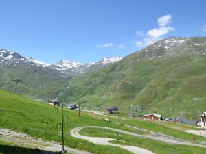 Appartement 6 pers. ski aux pieds Les Menuires animaux admis - FR-1-452-97