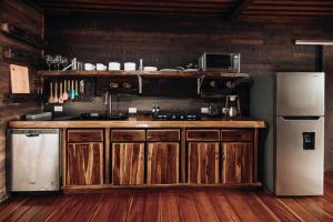 El Carpintero Guest House