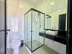 Novissima casa com piscina proximo do Centro de Foz