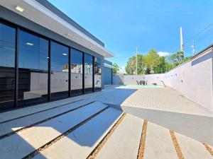 Novissima casa com piscina proximo do Centro de Foz