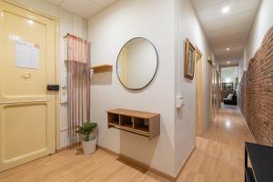 Stay U-nique Apartment Maurici Serrahima