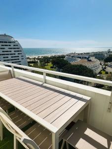 Studio cabines, Vue mer & étang, plage a pied