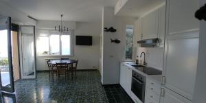 WINDOW WITH VIEW On PORTOFINO PEAK AND CAMOGLI