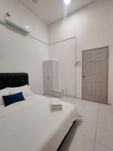 Cozy CR Homestay Nilai Pajam with Netflix WiFi