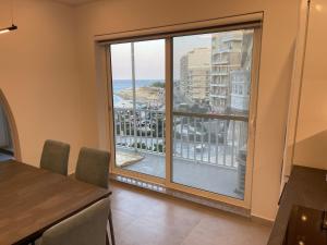 Brand New Seafront Apartment