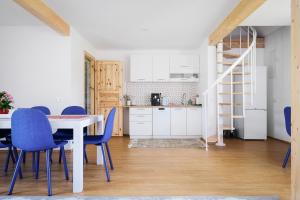 Kihnu Annika Kodumajutus