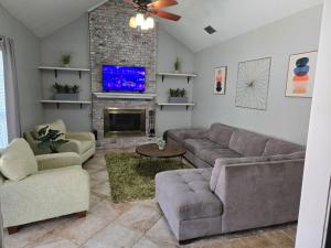 The University of South Alabama Poolside Getaway Veteran Own Business